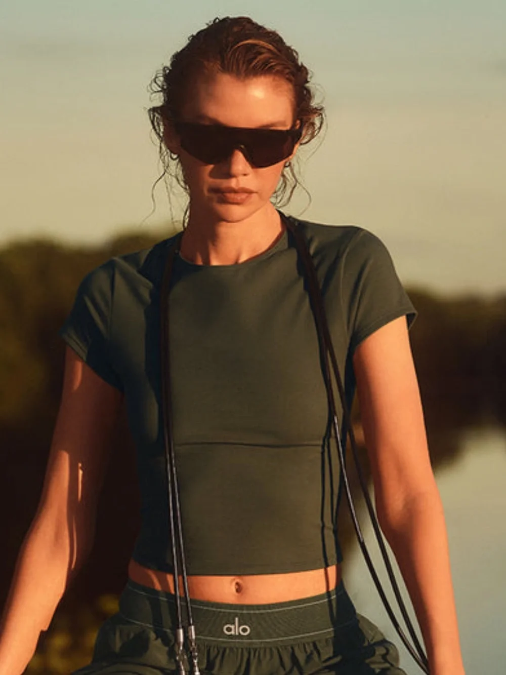 Alo Yoga Softsculpt Best Bet Short Sleeve Top Olive XXS NWT